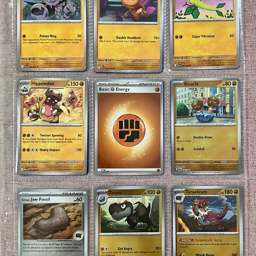 15x Mega Evolution Fighting Type Pokémon Cards 👊